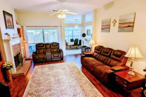 NEW A Respite Escape- 3 BDR 2 BTR Home of Temple